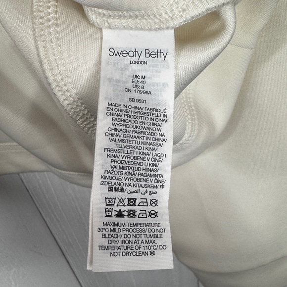 Sweaty Betty Sand Wash Funnel Neck Half Zip Sweatshirt - Picture 6 of 8